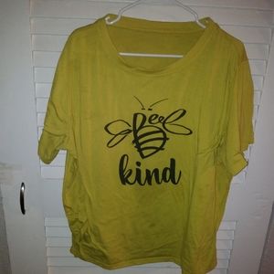 Cozy Bee Kind T-shirt